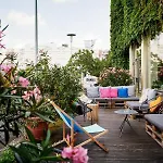 Daniel - Smart Lifestyle Near Centre Hotel 3*