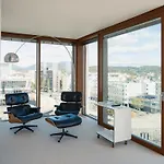 Daniel - Smart Lifestyle Near Centre