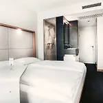 Hotel Daniel - Smart Lifestyle Near Centre