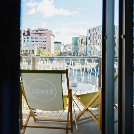 Hotel Daniel - Smart Lifestyle Near Centre