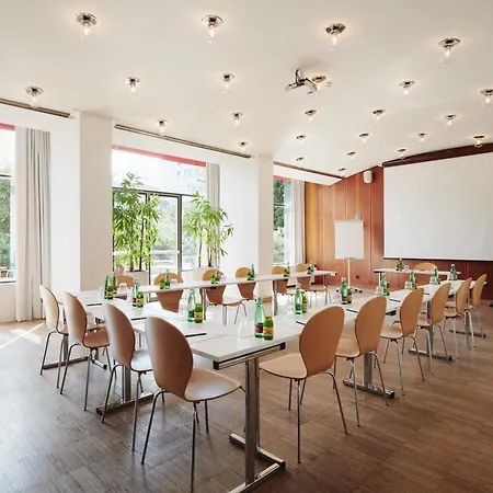 Hotel Daniel - Smart Lifestyle Near Centre 3*