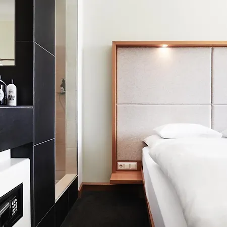 Hotel Daniel - Smart Lifestyle Near Centre