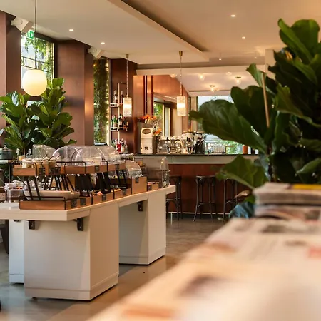 Daniel - Smart Lifestyle Near Centre Hotel