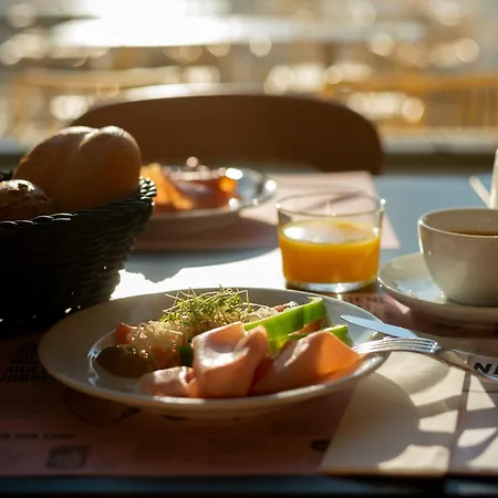 Hotel Daniel - Smart Lifestyle Near Centre