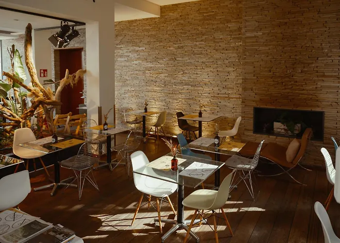 Daniel - Smart Lifestyle Near Centre מלון 3*