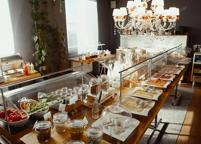 Daniel - Smart Lifestyle Near Centre 3*