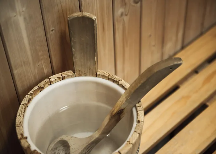 Daniel - Smart Lifestyle Near Centre 3*