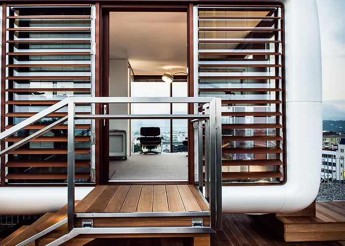 Daniel - Smart Lifestyle Near Centre Hotel