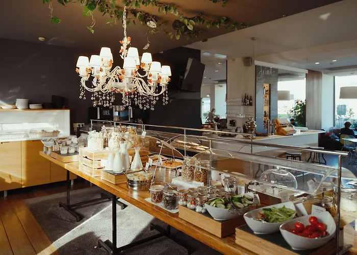 Daniel - Smart Lifestyle Near Centre Graz