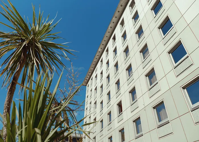 Daniel - Smart Lifestyle Near Centre Hotel