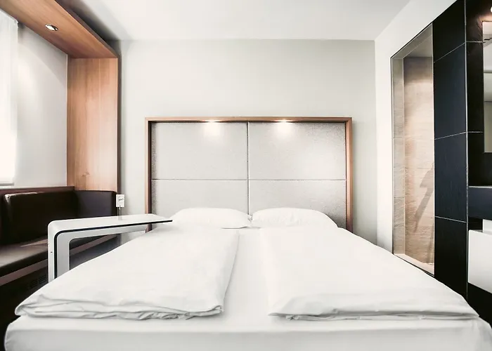 Hotel Daniel - Smart Lifestyle Near Centre